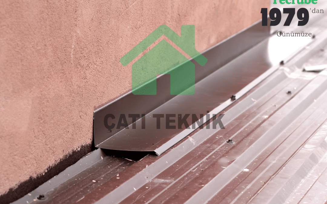 sandviç panel çatı tamiri ve çatı izolasyon çözümleri ile kalıcı koruma.